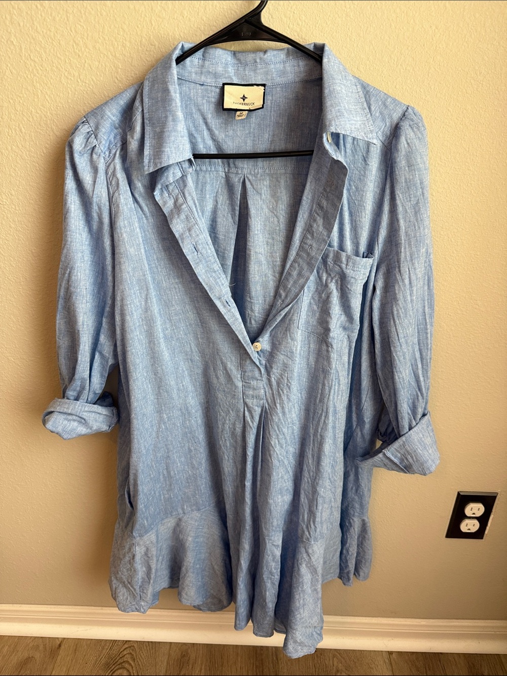 Tuckernuck Light Blue Button-Front Tunic with Pocket